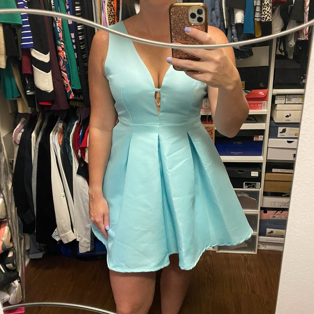NEW A-Line Plunge Neck Keyhole Backless Dress Mint Green Hot & Delicious Large